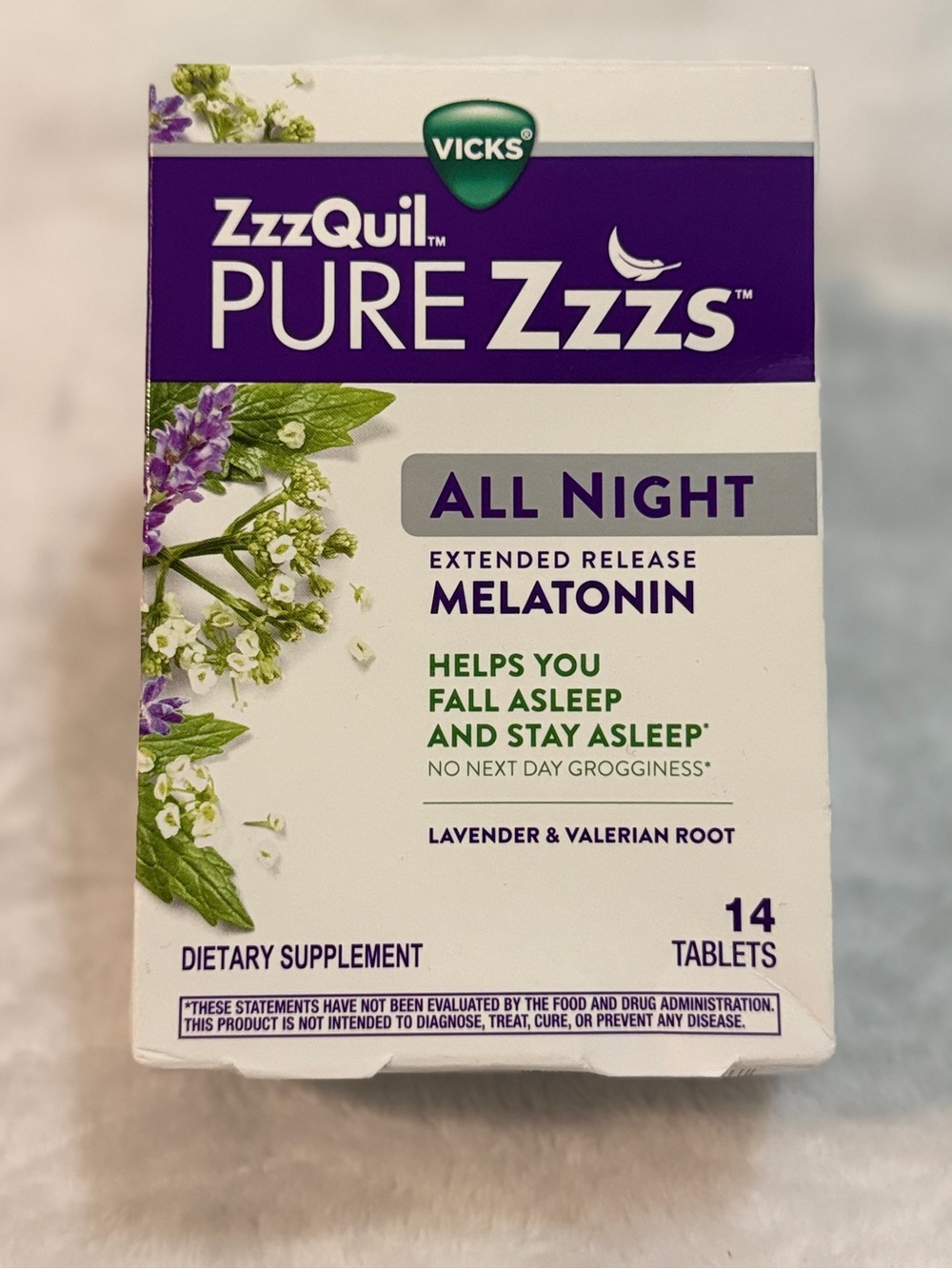 ZzzQuil PURE Zzzs Melatonin Extended Release Sleep Aid Tablets, 14 Count